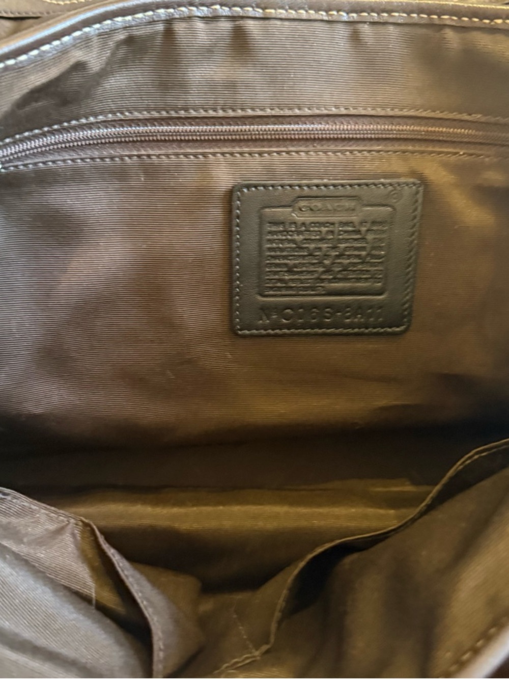 NWOT Classic Coach Vintage Dark Brown Leather Hobo Hampton Handbag - Picture 10 of 12